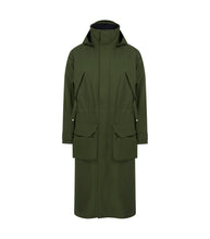 Load image into Gallery viewer, Unisex Technical Vatersay Sporting Cape In Rifle Green
