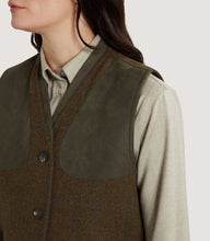 Load image into Gallery viewer, Women&#39;s Tweed Shooting Vest in Oakley
